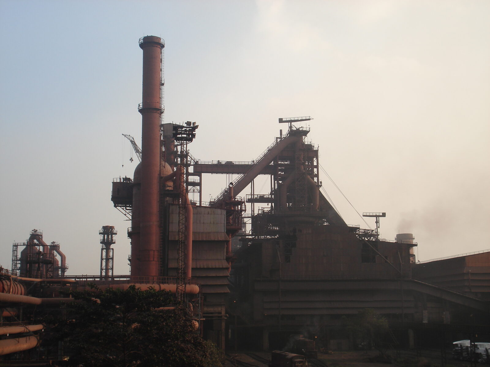 Bokaro Steel Plant - via Wikimedia Commons (used under CC BY-SA 3.0)